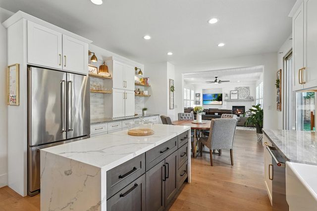 1082 Smith Way, Folsom, CA 95630