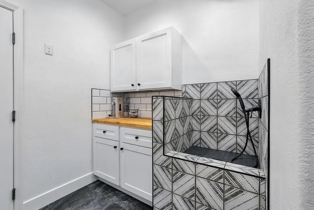 1082 Smith Way, Folsom, CA 95630