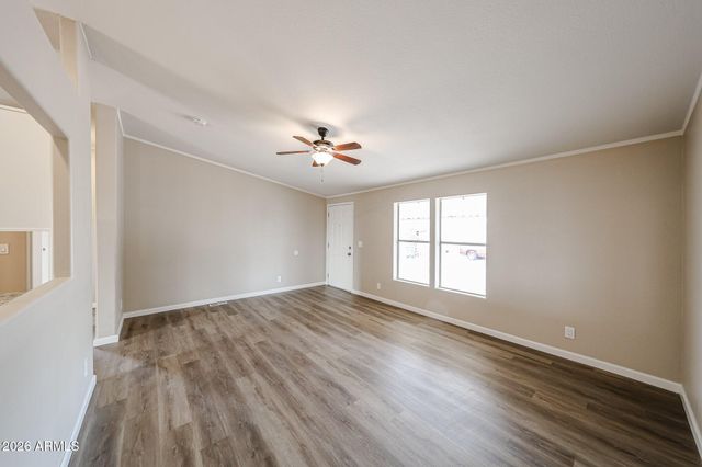 2650 W UNION HILLS Drive 316, Phoenix, AZ 85027