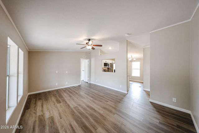 2650 W UNION HILLS Drive 316, Phoenix, AZ 85027