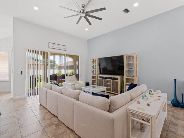 6420 Parklane Court, Vero Beach, FL 32967