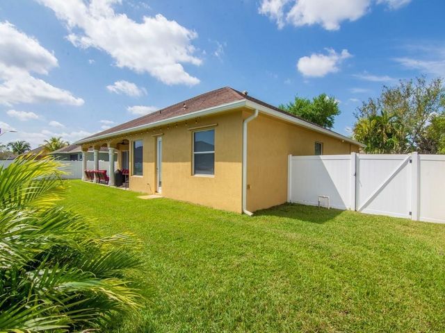 6420 Parklane Court, Vero Beach, FL 32967