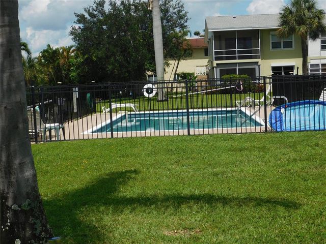 960 Crystal Lake Drive 201, Deerfield Beach, FL 33064