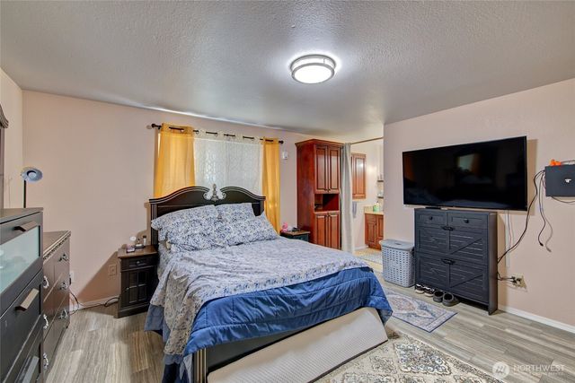 6410 65th Place NE, Marysville, WA 98270