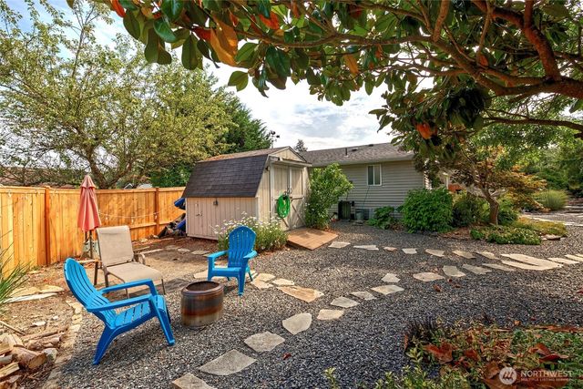 6410 65th Place NE, Marysville, WA 98270