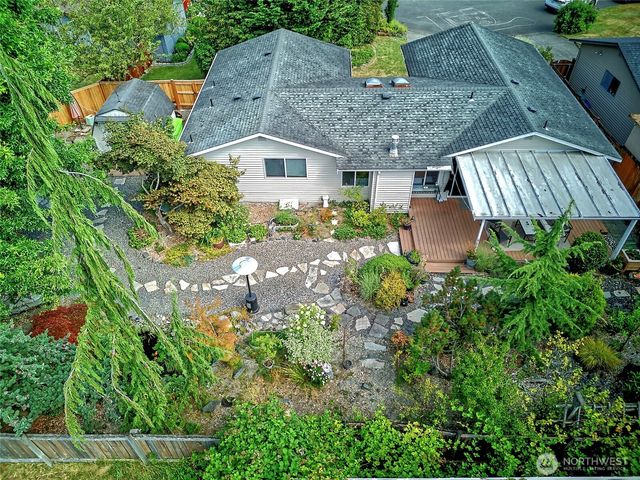6410 65th Place NE, Marysville, WA 98270