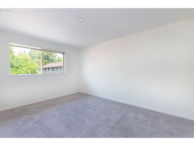 3116 Se CHESTNUT St, Milwaukie, OR 97267