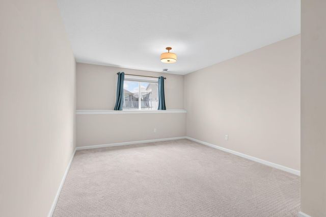 490 Elizabeth Way, Hudson, WI 54016