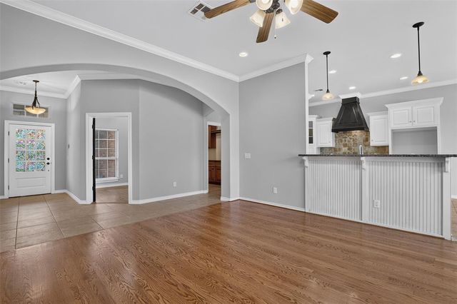 16700 Moorgate Lane, Edmond, OK 73012