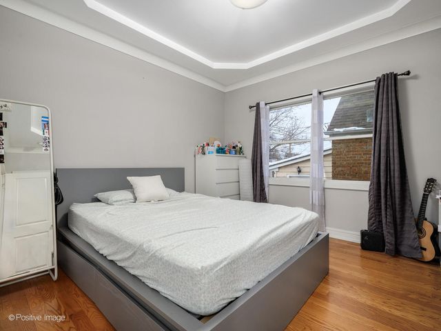 3740 N Pacific Avenue, Chicago, IL 60634