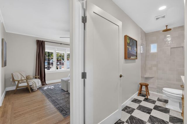 2942 Highland Ave, Sacramento, CA 95818
