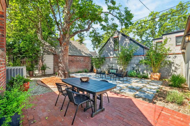 2942 Highland Ave, Sacramento, CA 95818