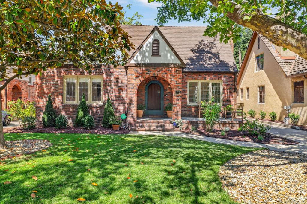 2942 Highland Ave, Sacramento, CA 95818