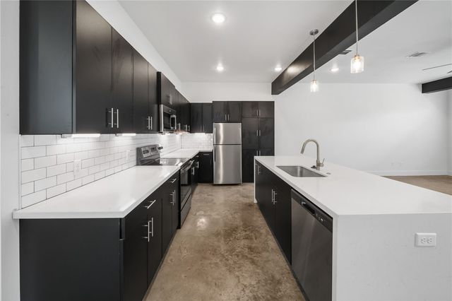 214 Lynn Drive 304, Bryan, TX 77801