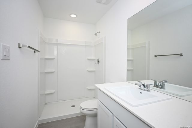 7639 VARO GLN, San Antonio, TX 78263