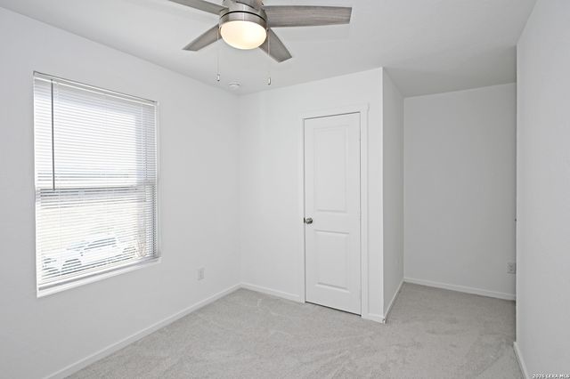 7639 VARO GLN, San Antonio, TX 78263