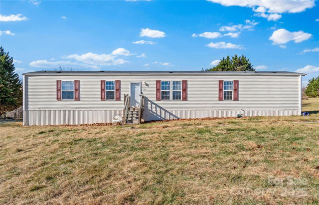 1079 Red Hill Creek Road, Dobson, NC 27017