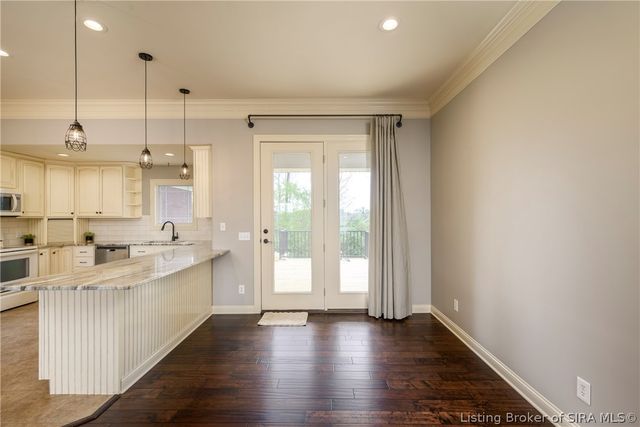 6205 Juniper Ridge Court, Charlestown, IN 47111