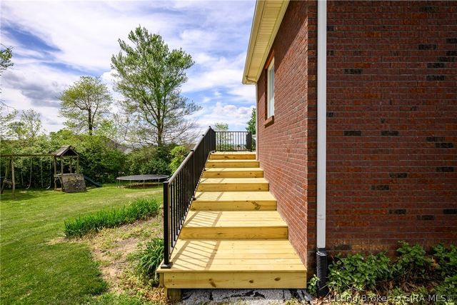 6205 Juniper Ridge Court, Charlestown, IN 47111