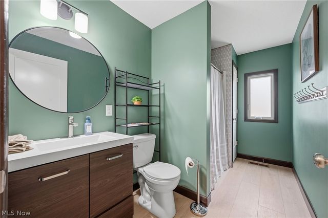 19474 Benbow Road, Strongsville, OH 44136