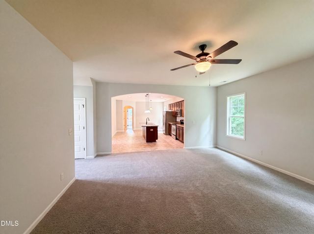109 Mosby Lane, Spring Lake, NC 28390
