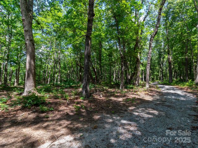 77 Misty Dawn Cove 4A, 5A & 13A, Hendersonville, NC 28792