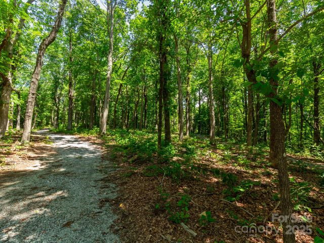 77 Misty Dawn Cove 4A, 5A & 13A, Hendersonville, NC 28792