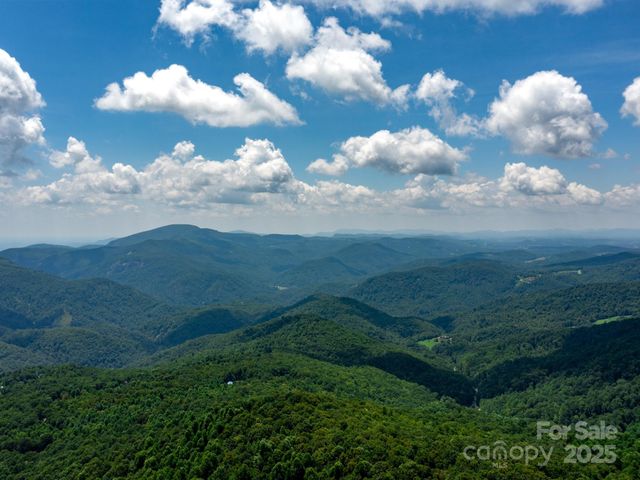 77 Misty Dawn Cove 4A, 5A & 13A, Hendersonville, NC 28792