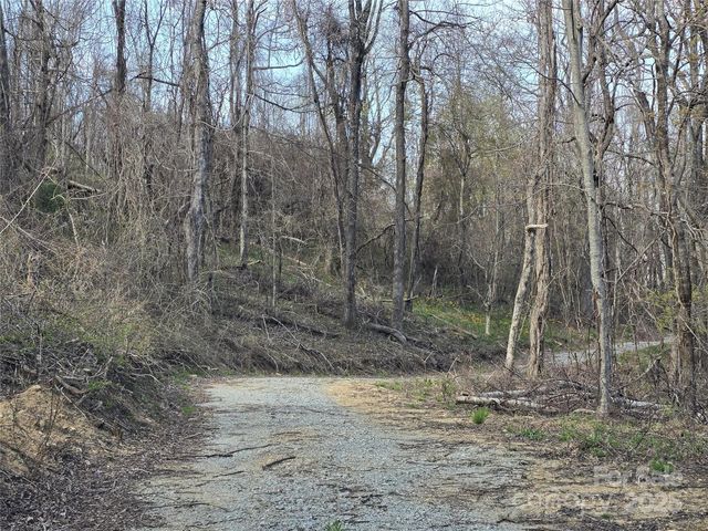 77 Misty Dawn Cove 4A, 5A & 13A, Hendersonville, NC 28792