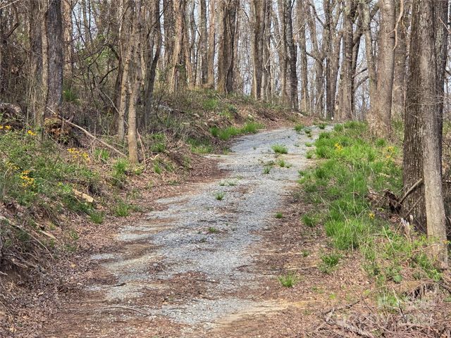 77 Misty Dawn Cove 4A, 5A & 13A, Hendersonville, NC 28792