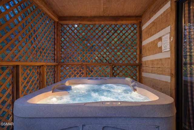 2653 Black Walnut Flats Road, Sevierville, TN 37862