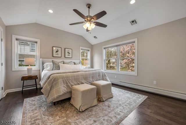 28 Princeton Pl, Glen Rock Boro, NJ 07452