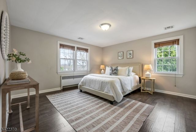 28 Princeton Pl, Glen Rock Boro, NJ 07452