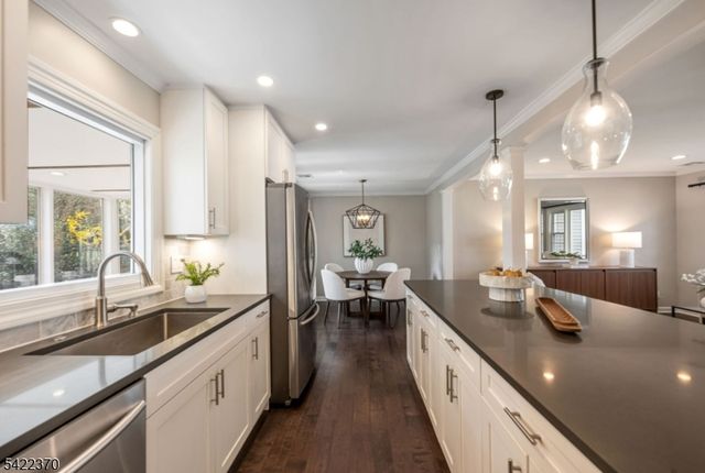 28 Princeton Pl, Glen Rock Boro, NJ 07452