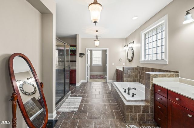 716 Pierside Drive, Cary, NC 27519