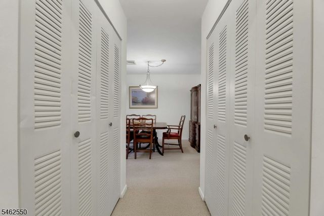 50 Rock Rd B10, Hawthorne Boro, NJ 07506