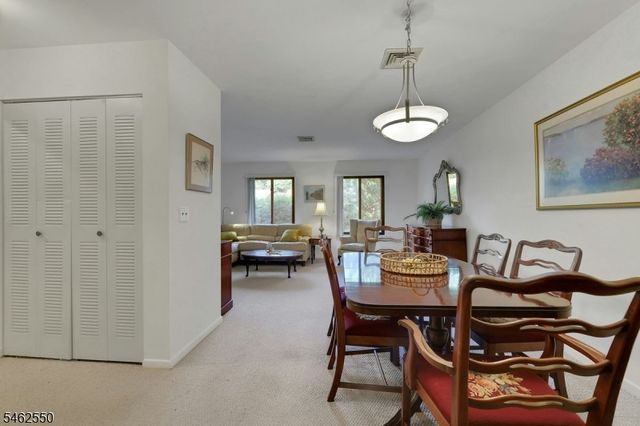 50 Rock Rd B10, Hawthorne Boro, NJ 07506