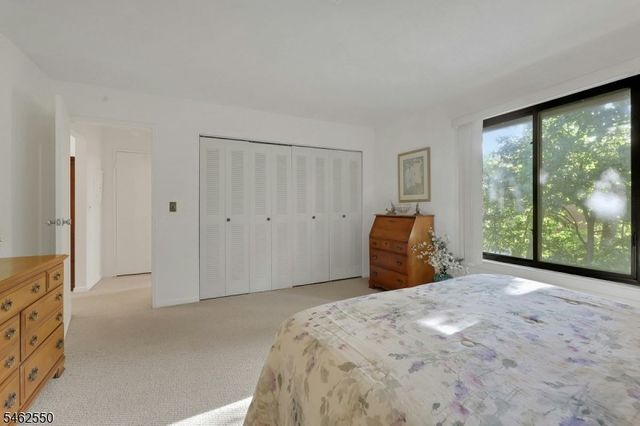 50 Rock Rd B10, Hawthorne Boro, NJ 07506