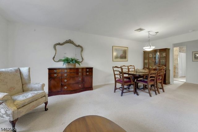 50 Rock Rd B10, Hawthorne Boro, NJ 07506
