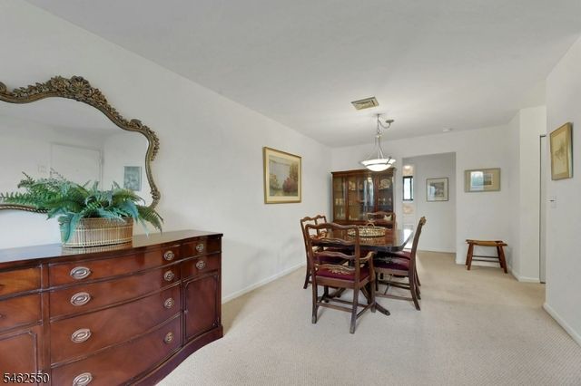 50 Rock Rd B10, Hawthorne Boro, NJ 07506