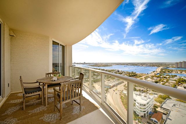 2700 N OCEAN Drive 2206B, Singer Island, FL 33404