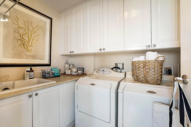 2700 N OCEAN Drive 2206B, Singer Island, FL 33404