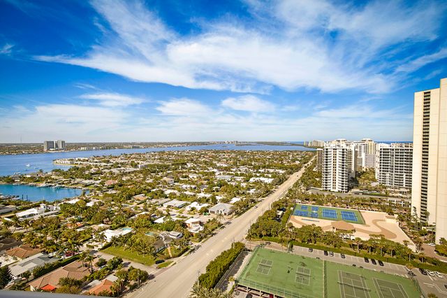 2700 N OCEAN Drive 2206B, Singer Island, FL 33404