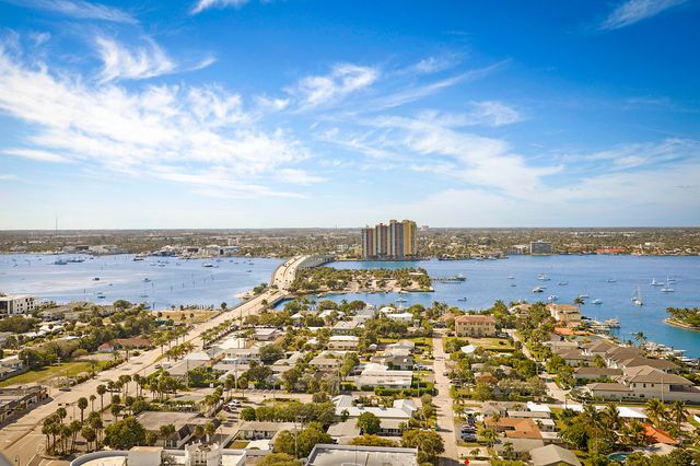 2700 N OCEAN Drive 2206B, Singer Island, FL 33404
