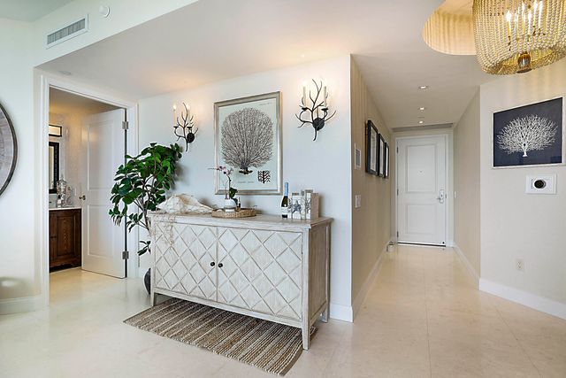 2700 N OCEAN Drive 2206B, Singer Island, FL 33404