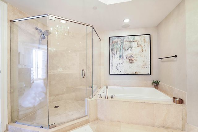 2700 N OCEAN Drive 2206B, Singer Island, FL 33404