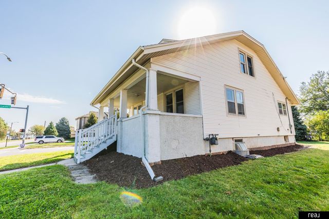 1455 E Military Avenue, Fremont, NE 68025