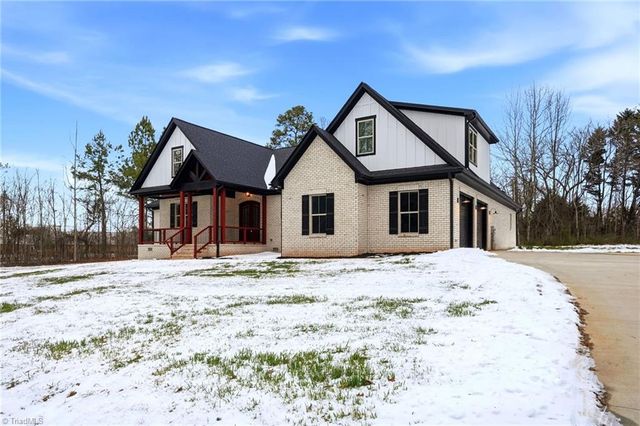 7676 Caber Road, Browns Summit, NC 27214