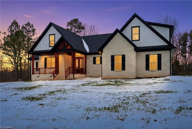 7676 Caber Road, Browns Summit, NC 27214