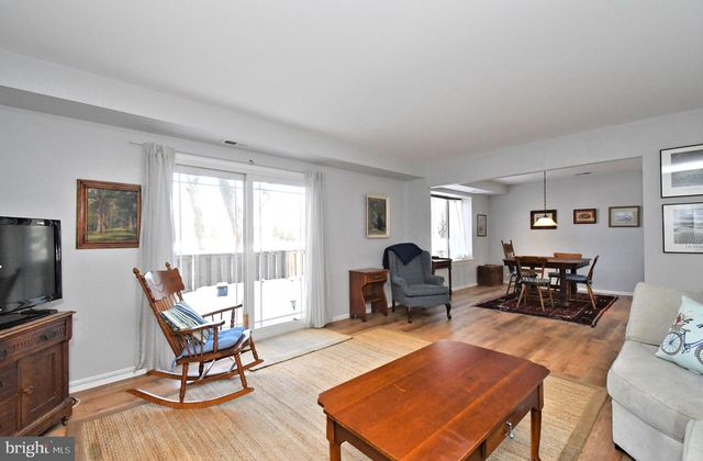 71 GOLF CLUB DR, Langhorne, PA 19047